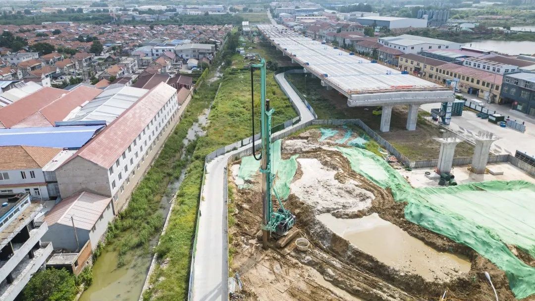 青岛建设新篇章：金泰CSM工法钻机独占鳌头 彰显卓越施工实力